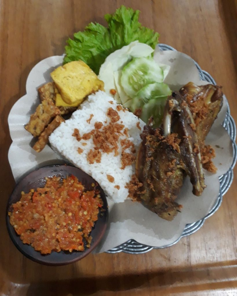 Enaknya Sambel di Omah Sambel Sam Tahes Kepanjen